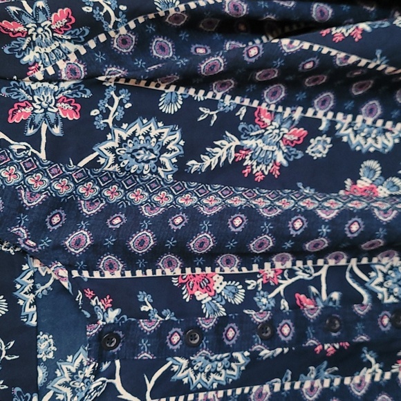 Paisley flowy shirt - Picture 2 of 4